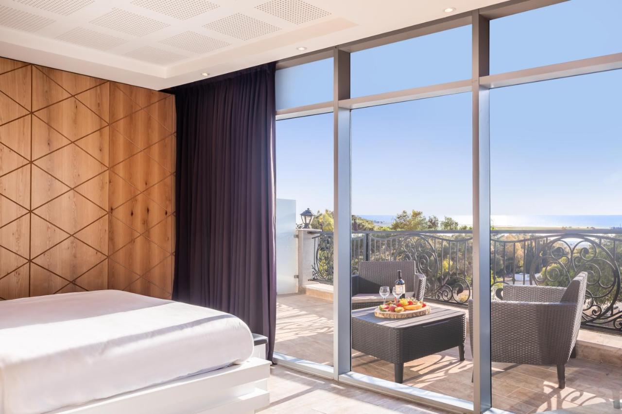 Rimonim Aquaduct Hotel Regba Kültér fotó